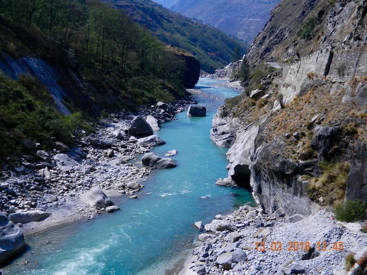 Chamoli Travel and Tourist Places