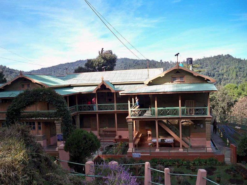 Mayawati Ashram Travel and Tourist Places