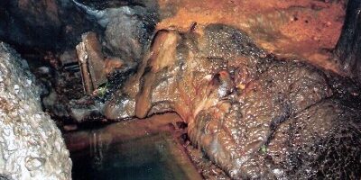 Patal Bhuvneshwar Travel and Tourist Places