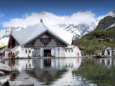 Shri Hemkunt Sahib Travel and Tourist Places